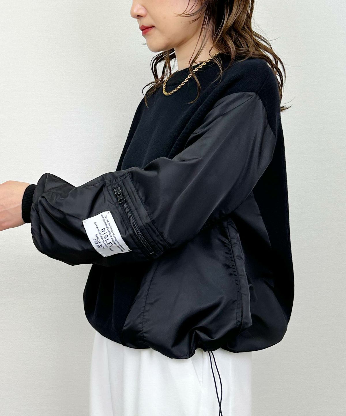 model：H164　着用サイズ：M　ブラック