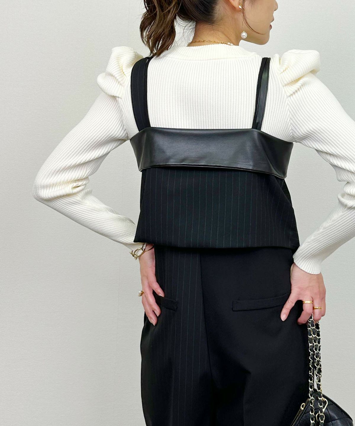 model：H164　着用サイズ：M　ブラック