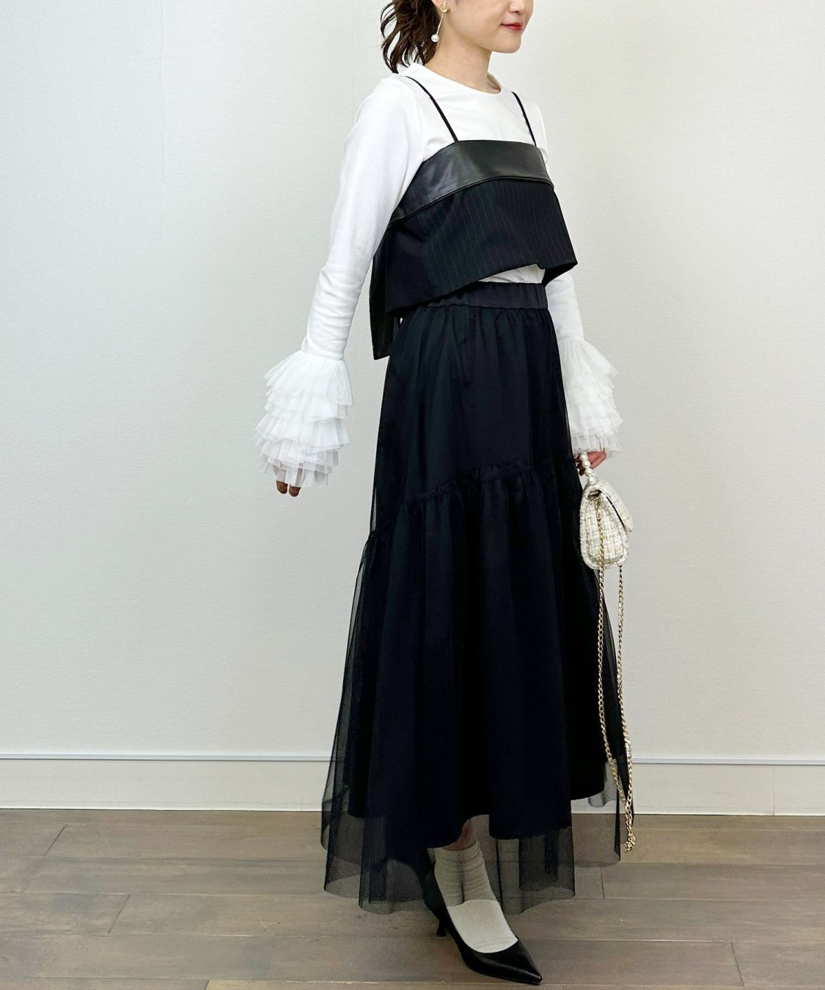 model：H164　着用サイズ：M　ブラック(ビスチェ)