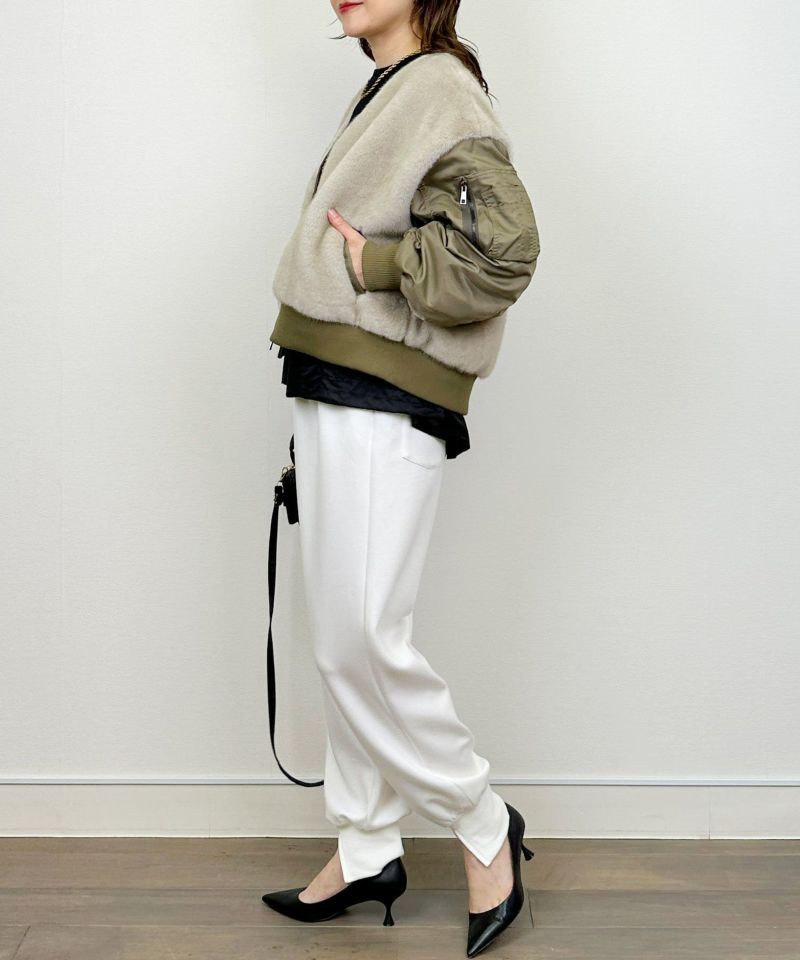 model：H164　着用サイズ：M　アイボリー