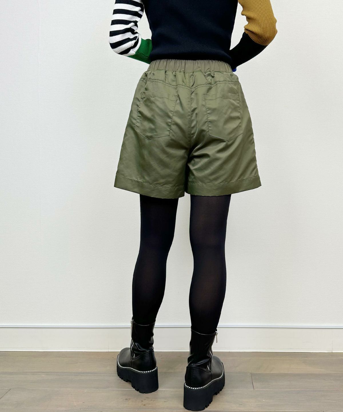 model：H164　着用サイズ：M　カーキ