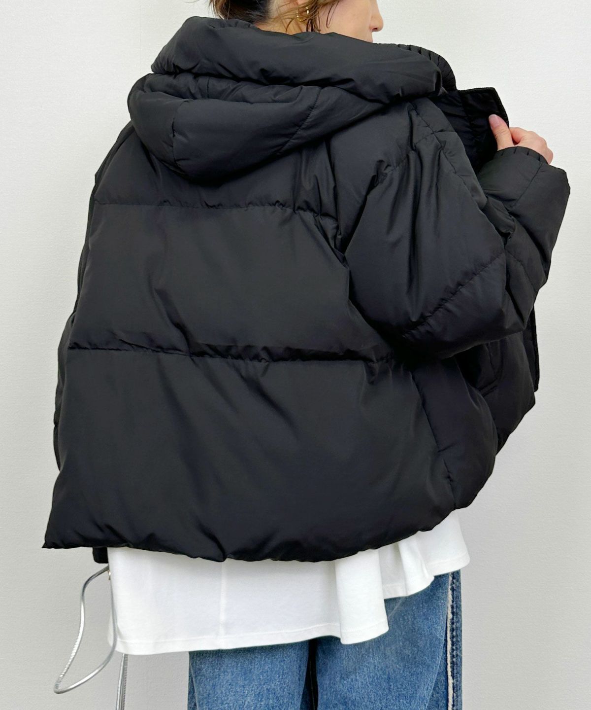 model：H164　着用サイズ：M　ブラック