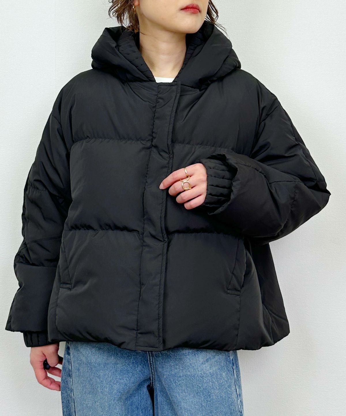 model：H164　着用サイズ：M　ブラック