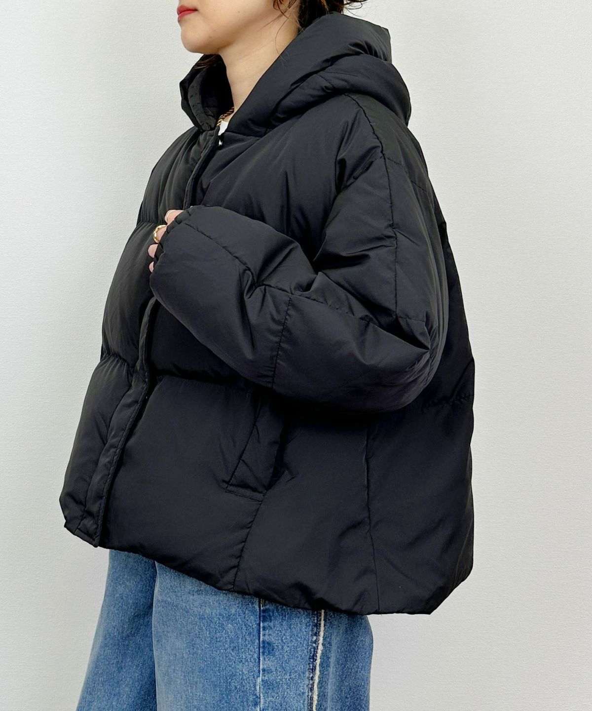 model：H164　着用サイズ：M　ブラック