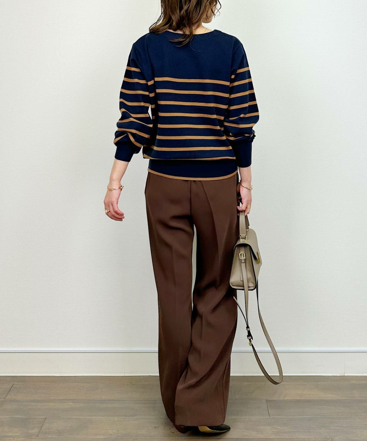 model：H164　着用サイズ：M　ネイビー