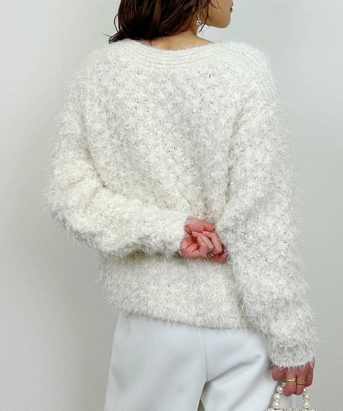 model：H164　着用サイズ：M　アイボリー