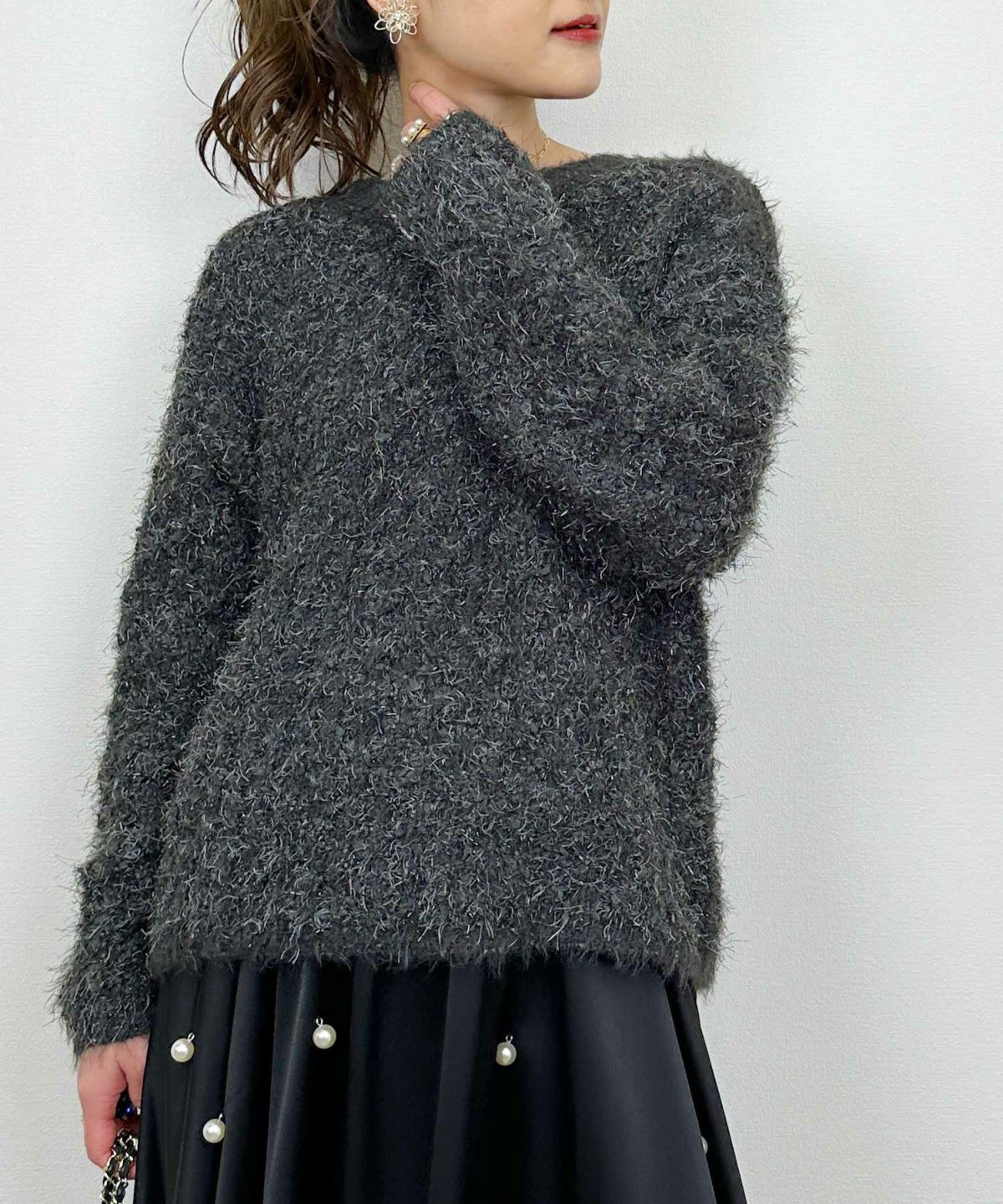 model：H164　着用サイズ：M　チャコールグレー