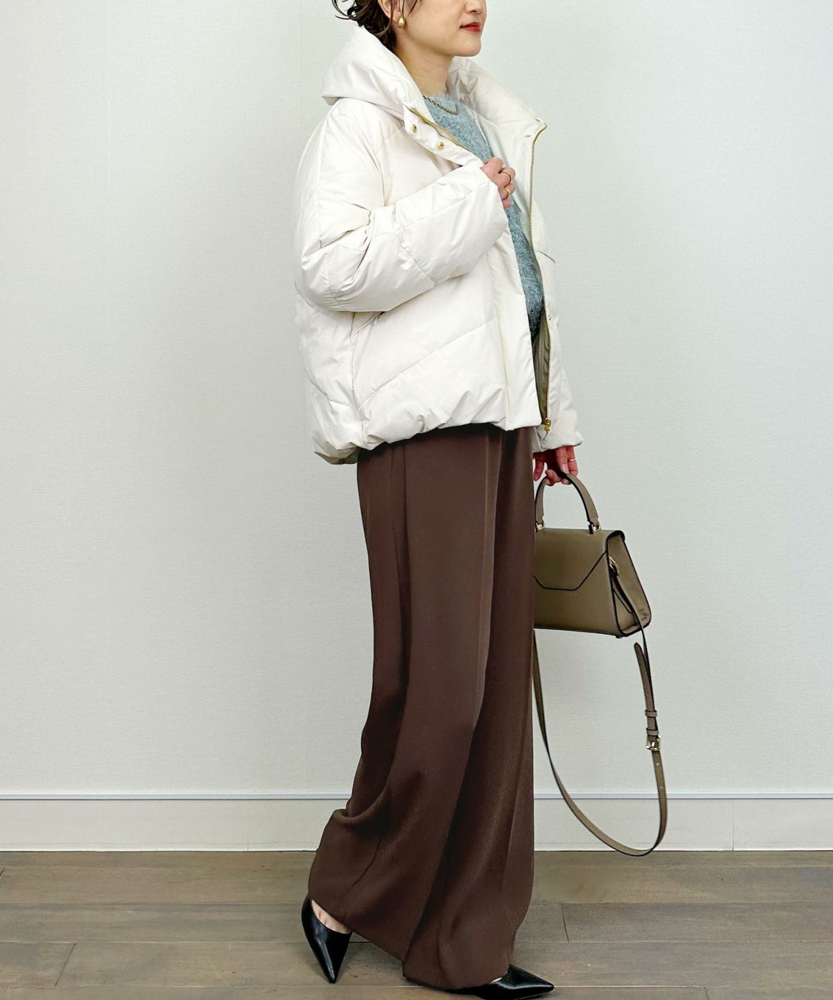 model：H164　着用サイズ：M　アイボリー