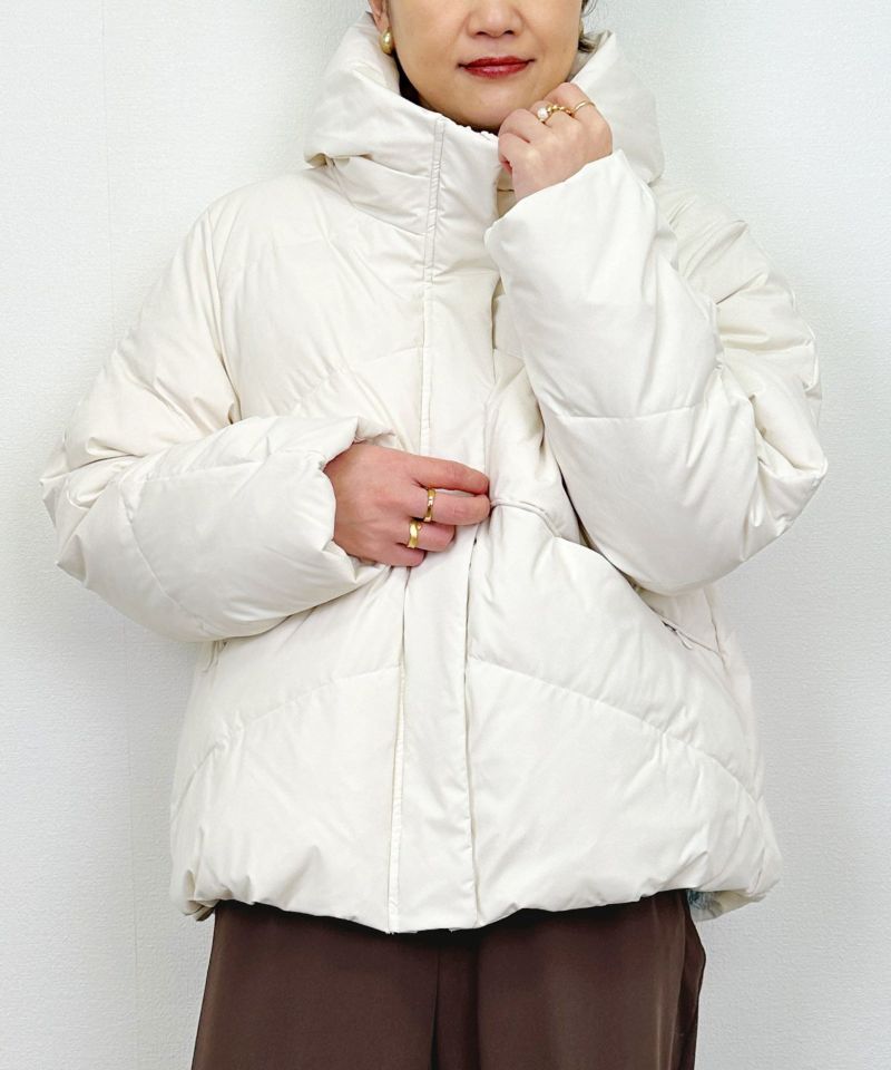 model：H164　着用サイズ：M　アイボリー