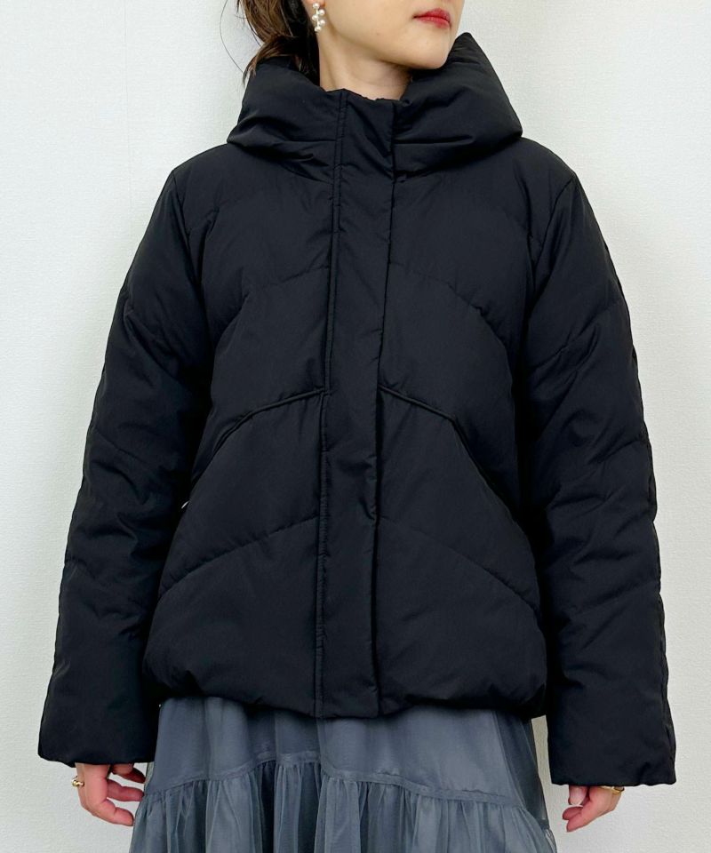 model：H164　着用サイズ：M　ブラック