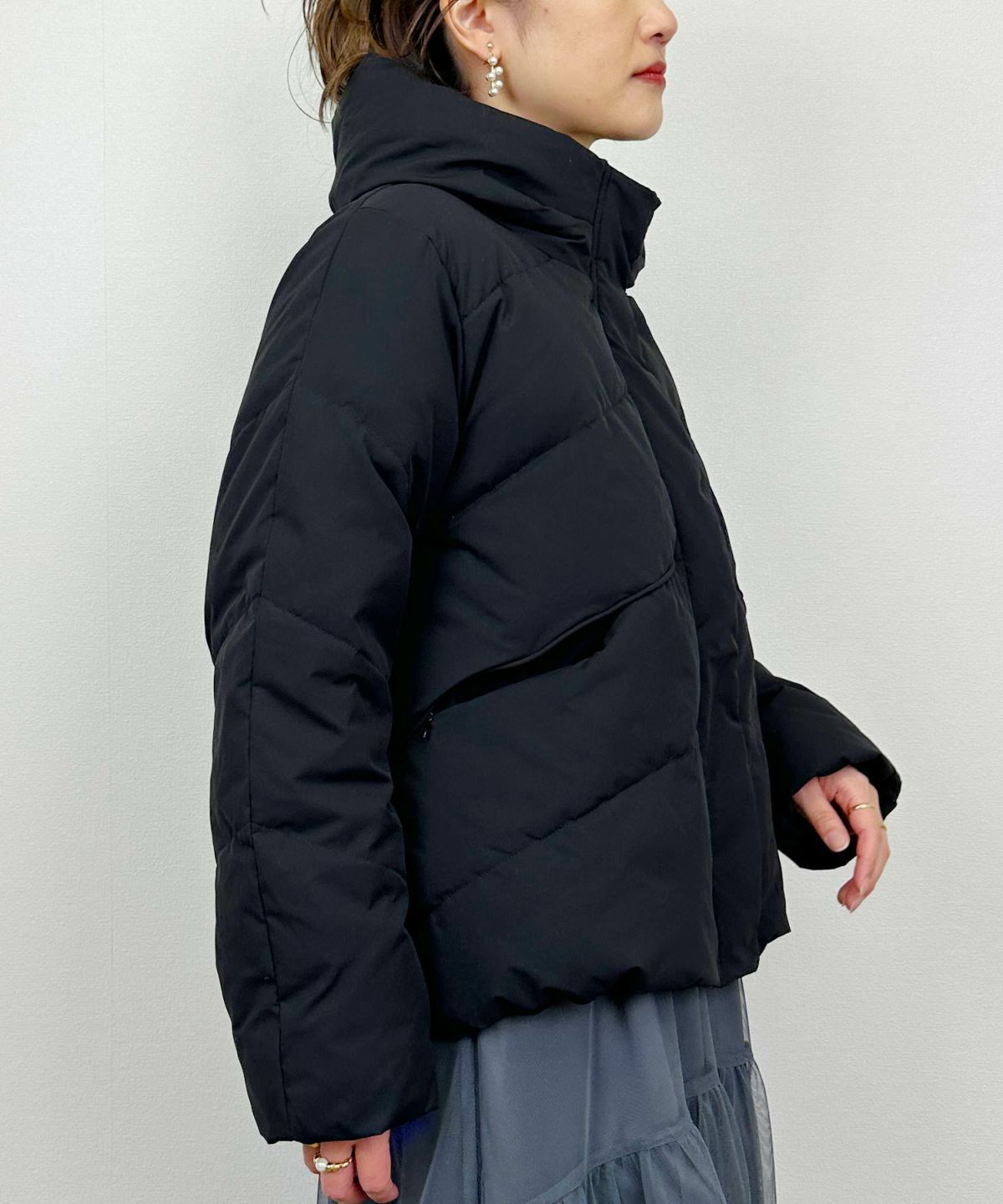 model：H164　着用サイズ：M　ブラック