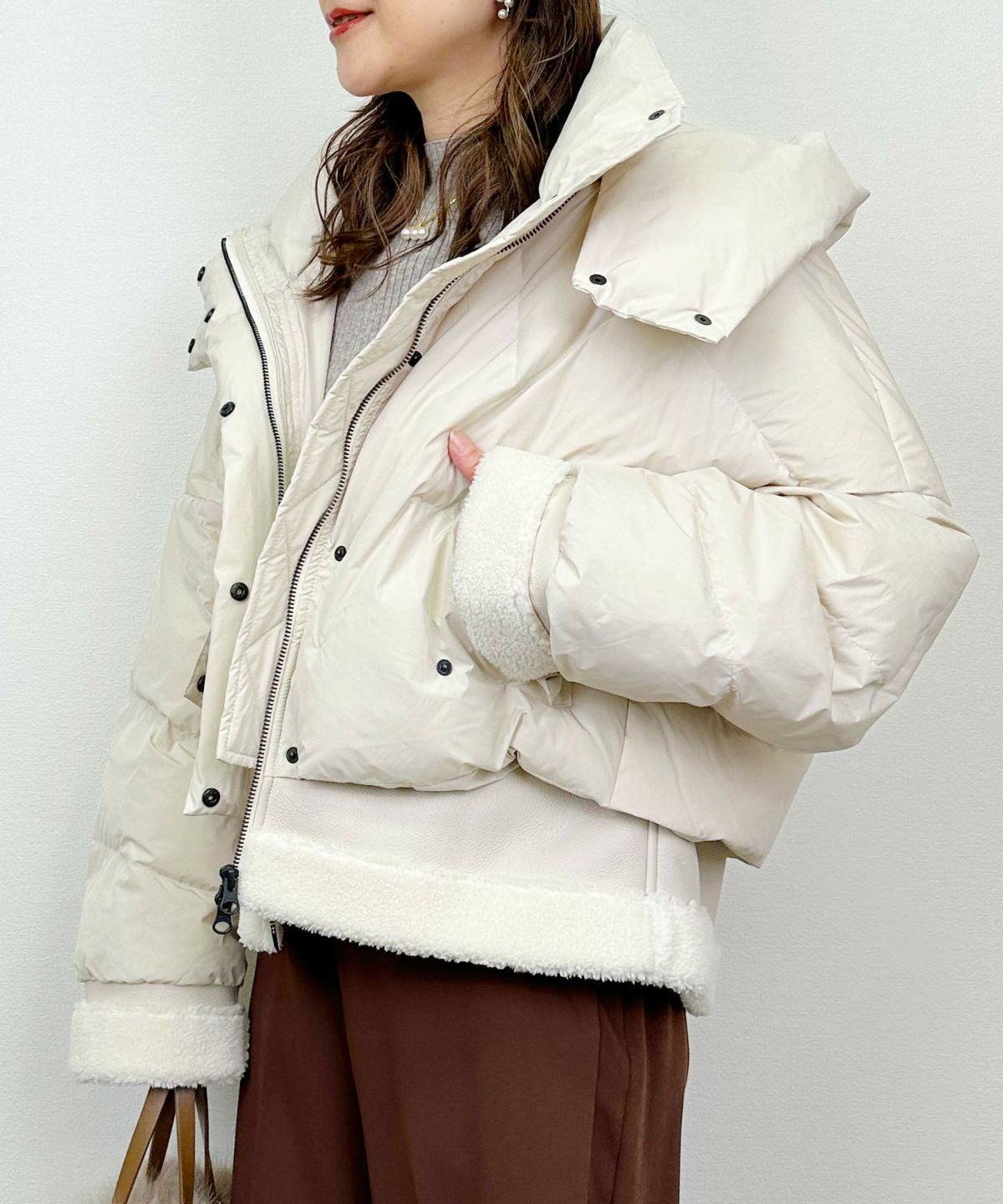 model：H164　着用サイズ：M　オフホワイト