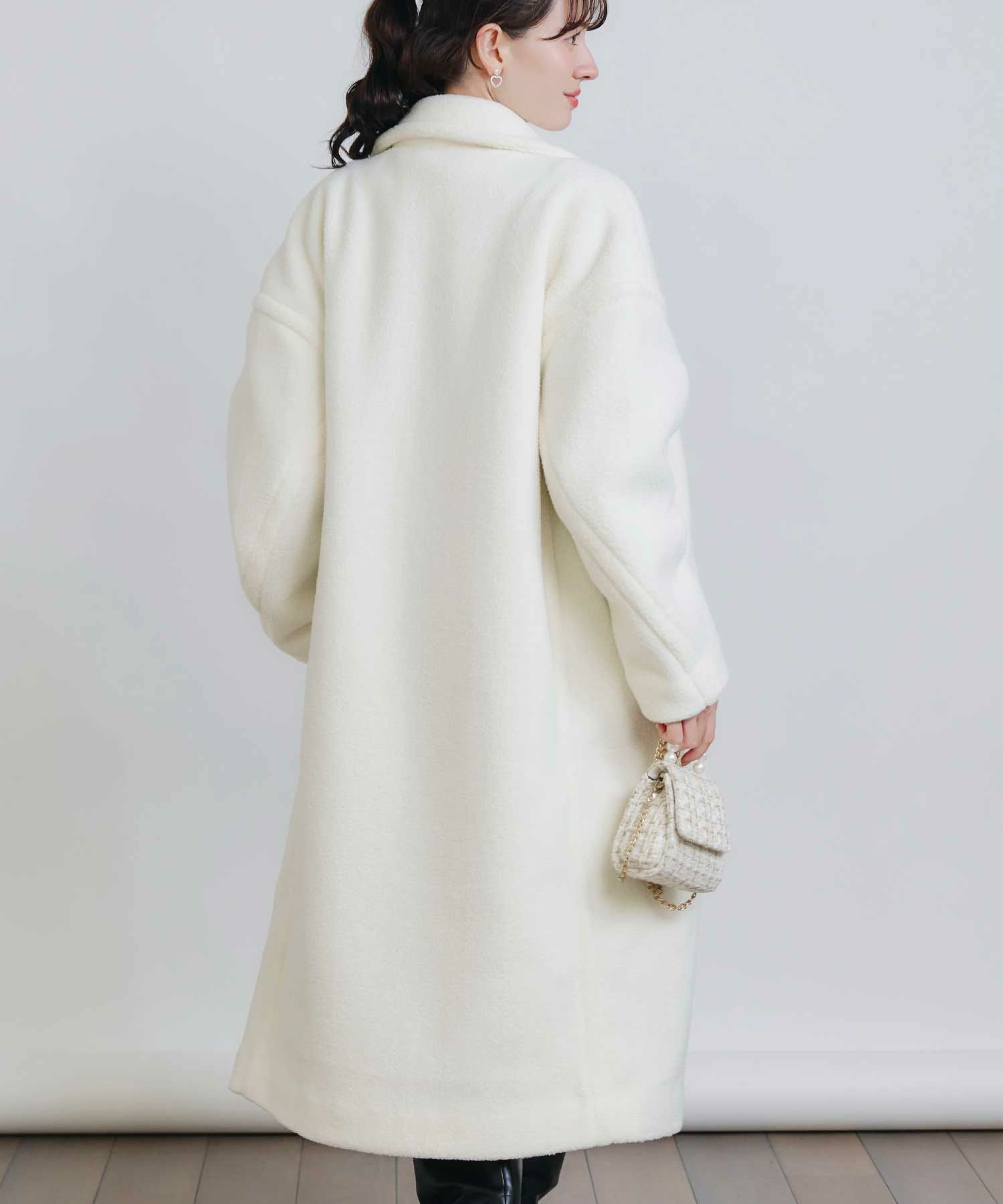 model：H155　着用サイズ：M　オフホワイト