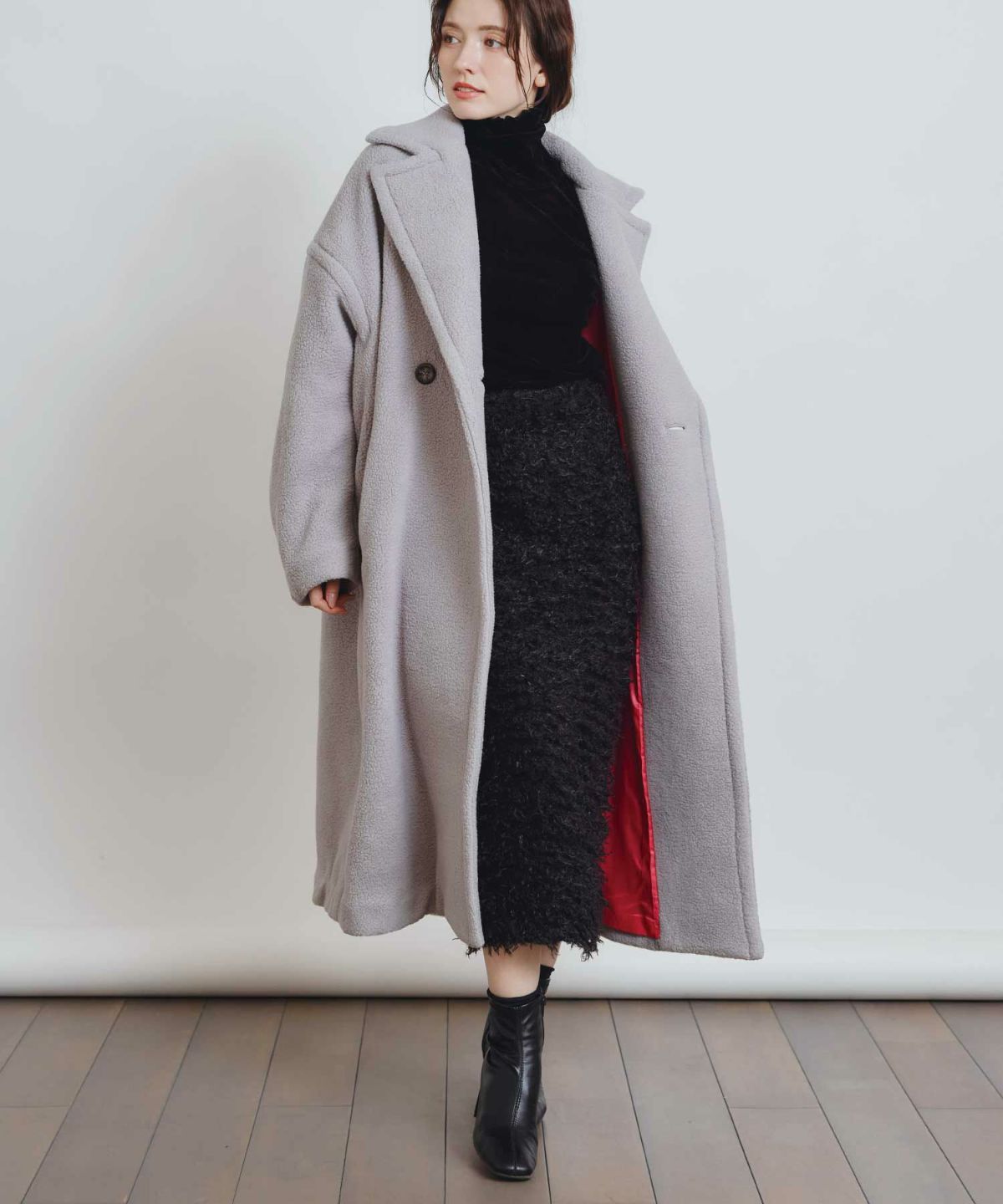 model：H155　着用サイズ：M　ライトグレー