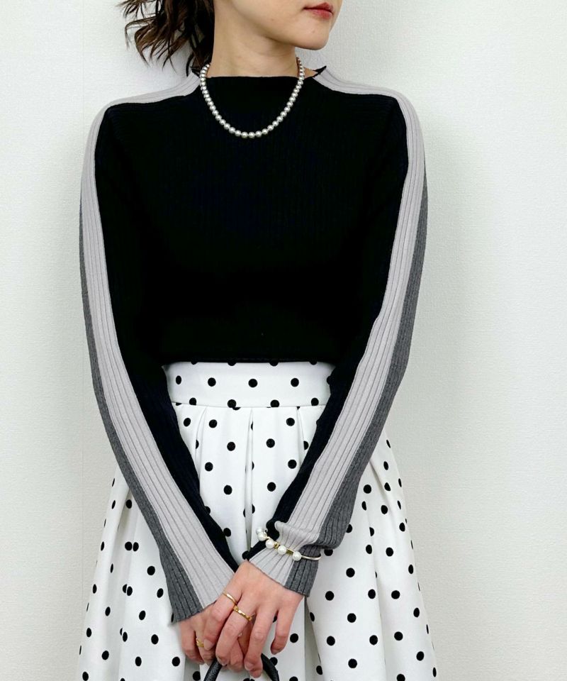 model：H164　着用サイズ：M　ブラック