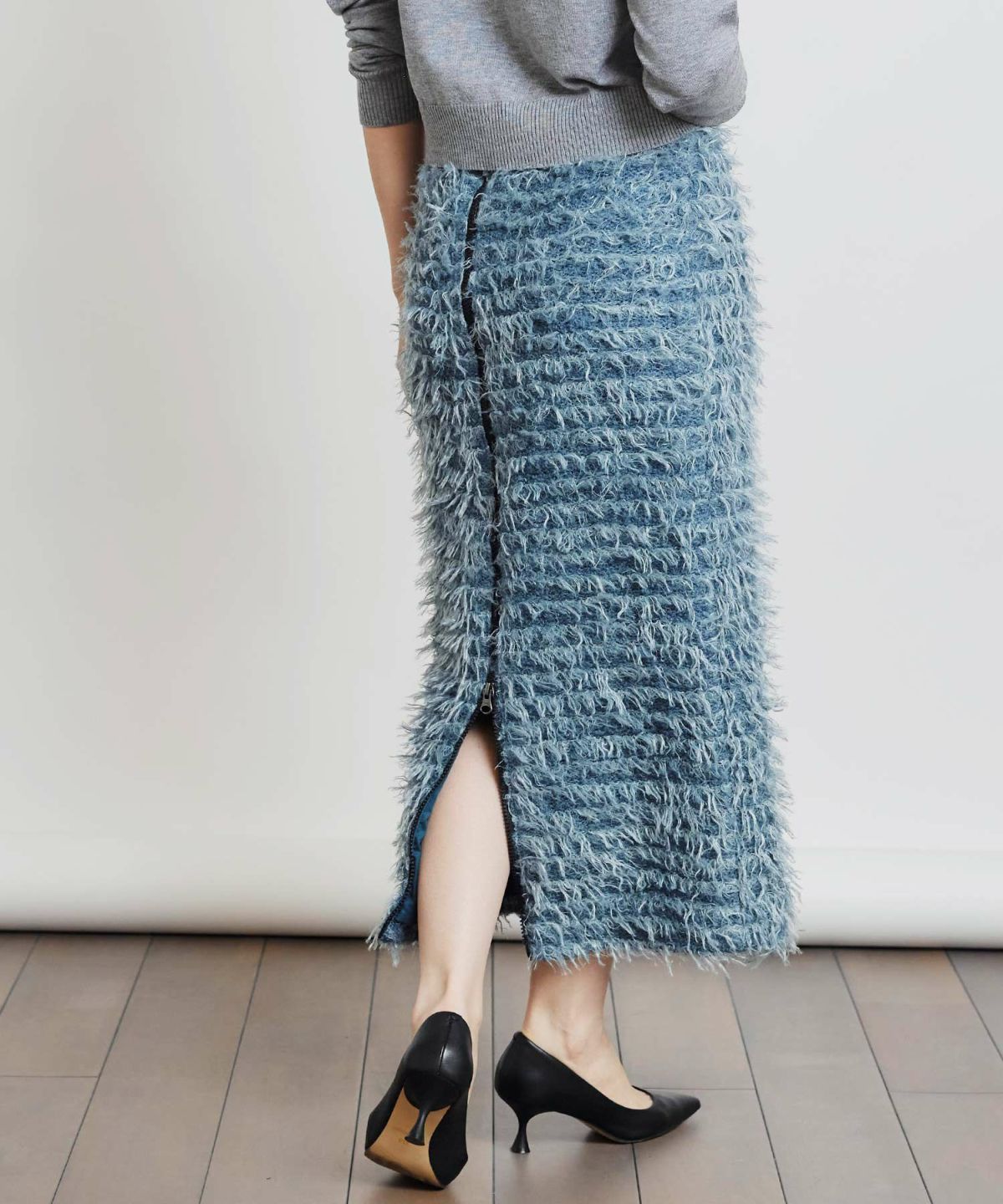 model：H155　着用サイズ：M　ブルー