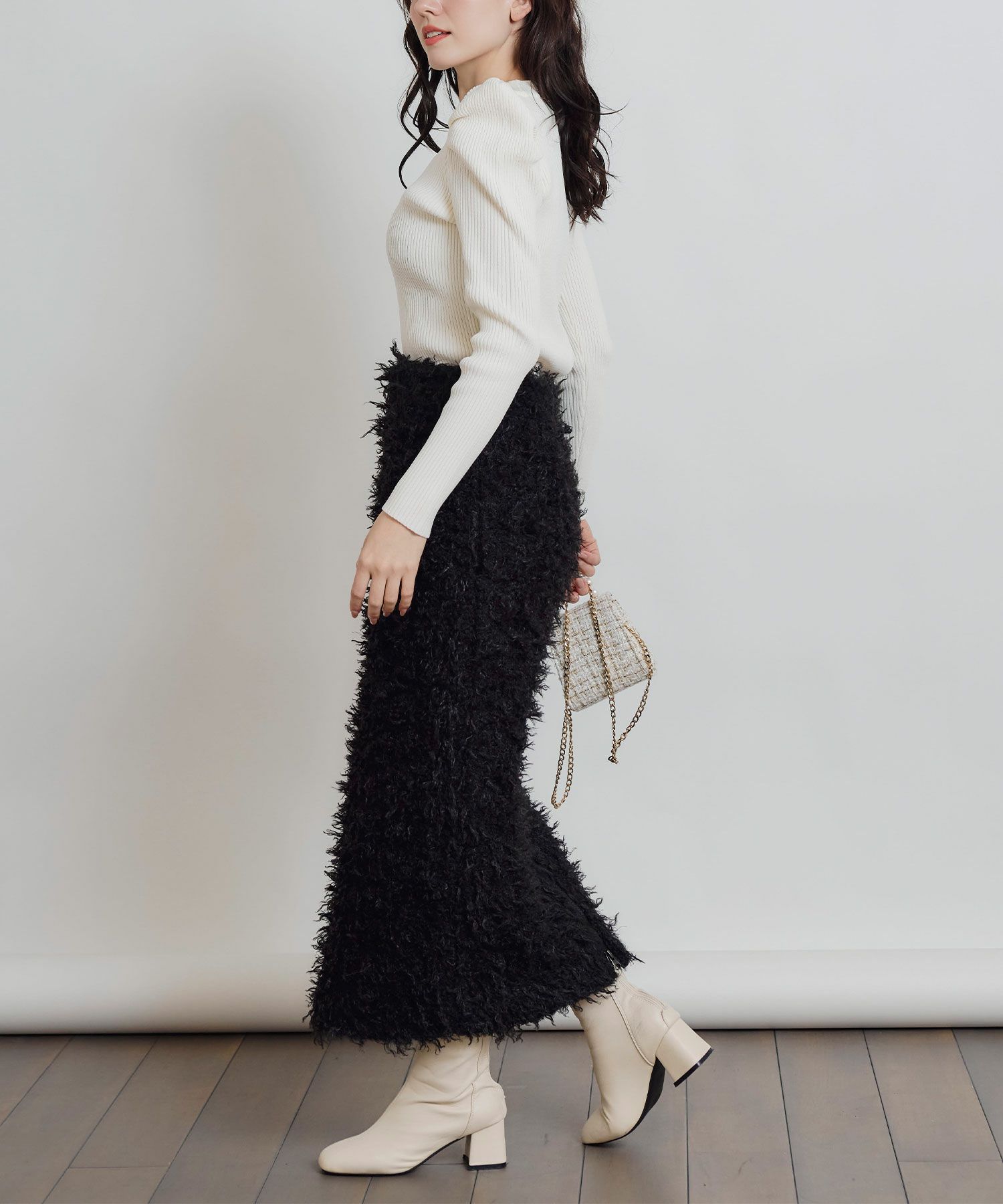 model：H155　着用サイズ：M　ブラック