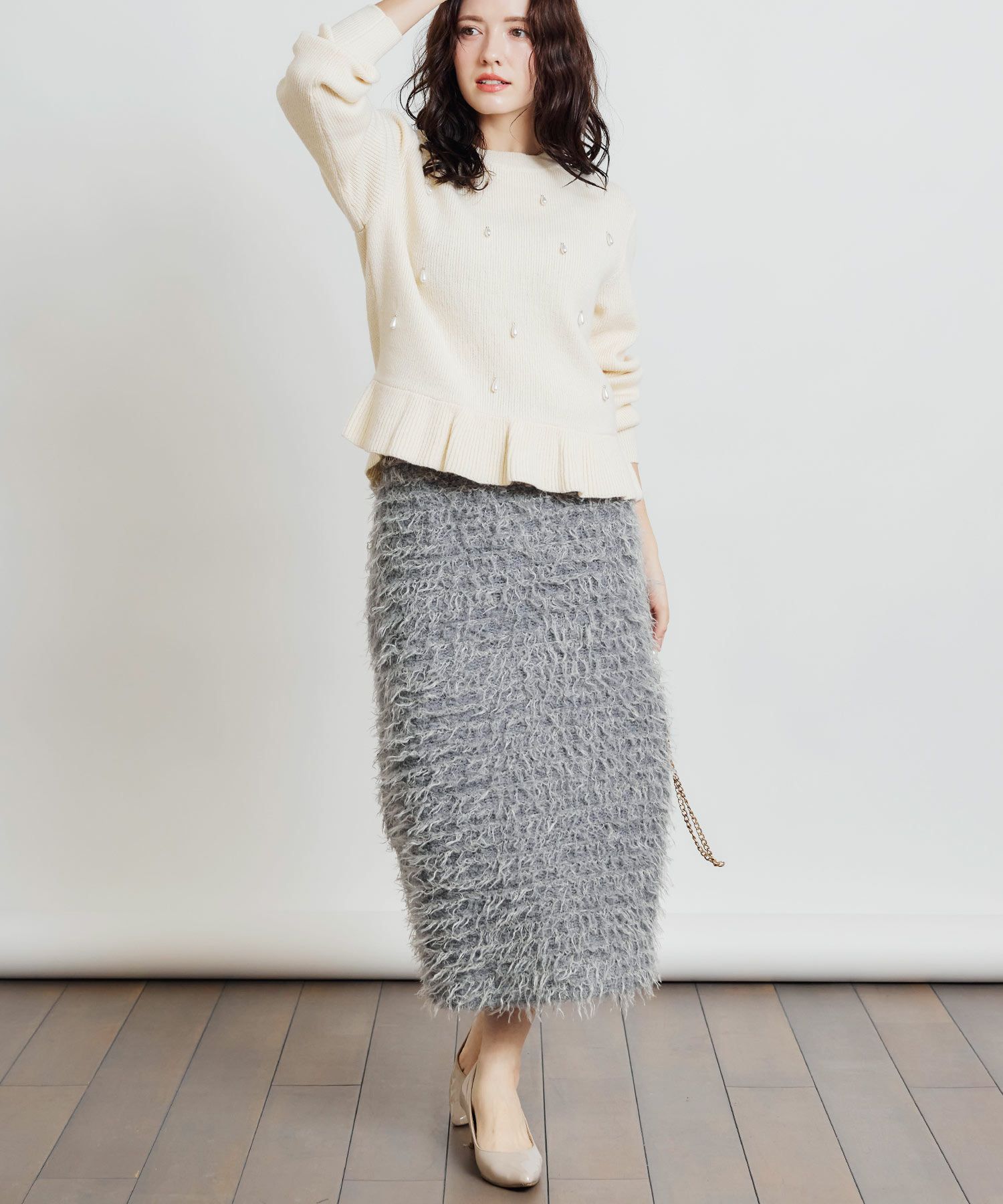 model：H155　着用サイズ：M　ライトグレー