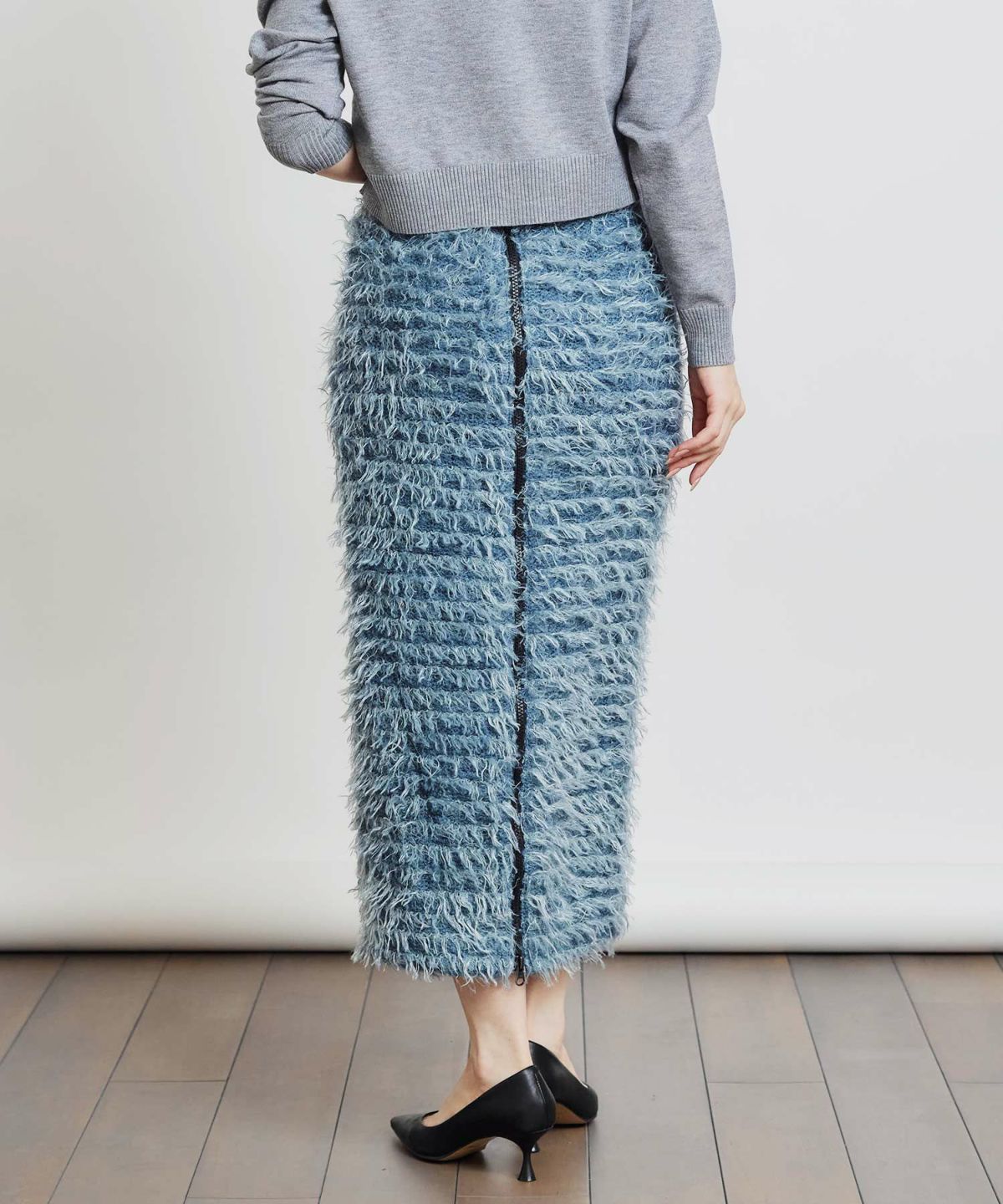 model：H155　着用サイズ：M　ブルー