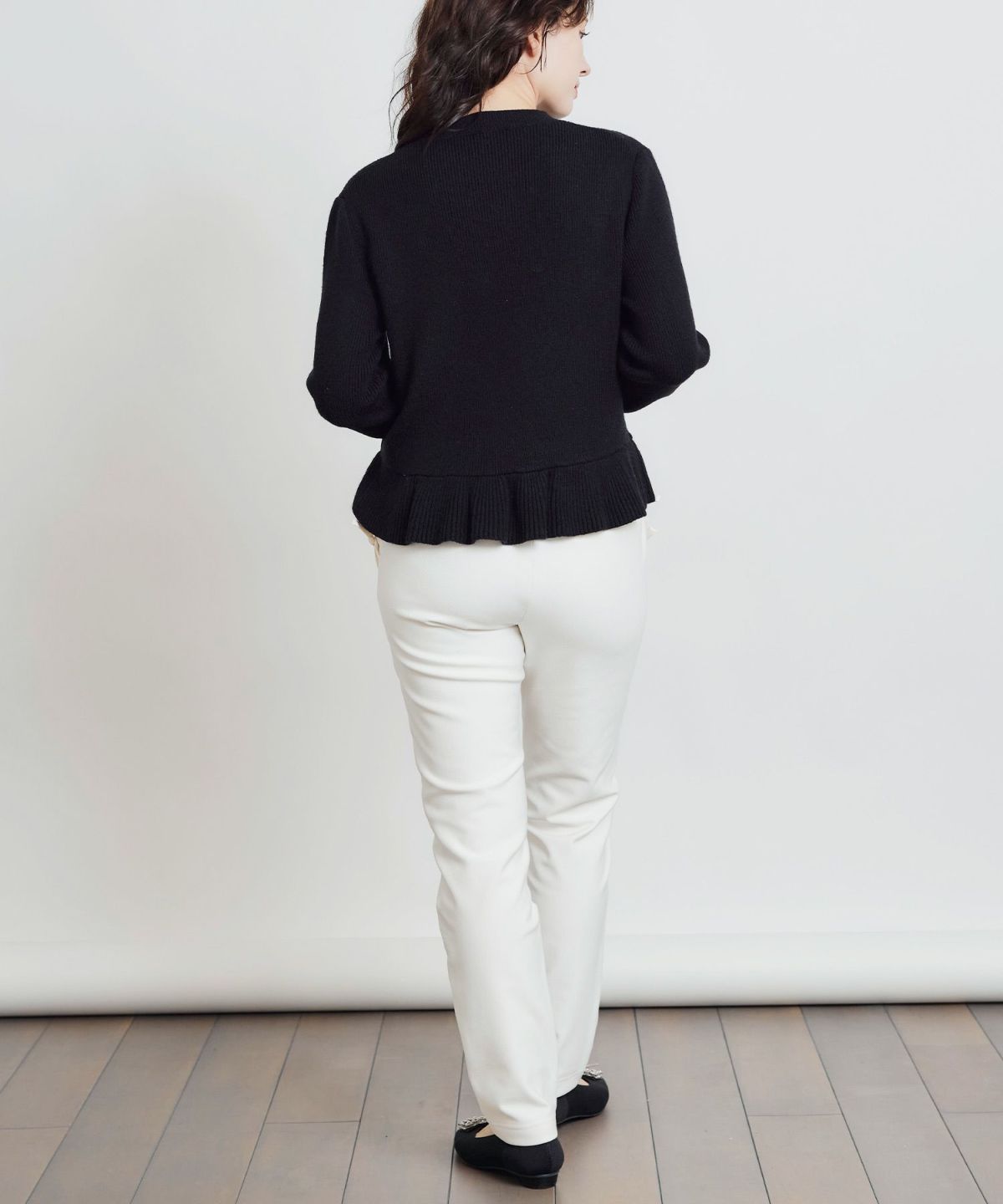 model：H155　着用サイズ：S　オフホワイト