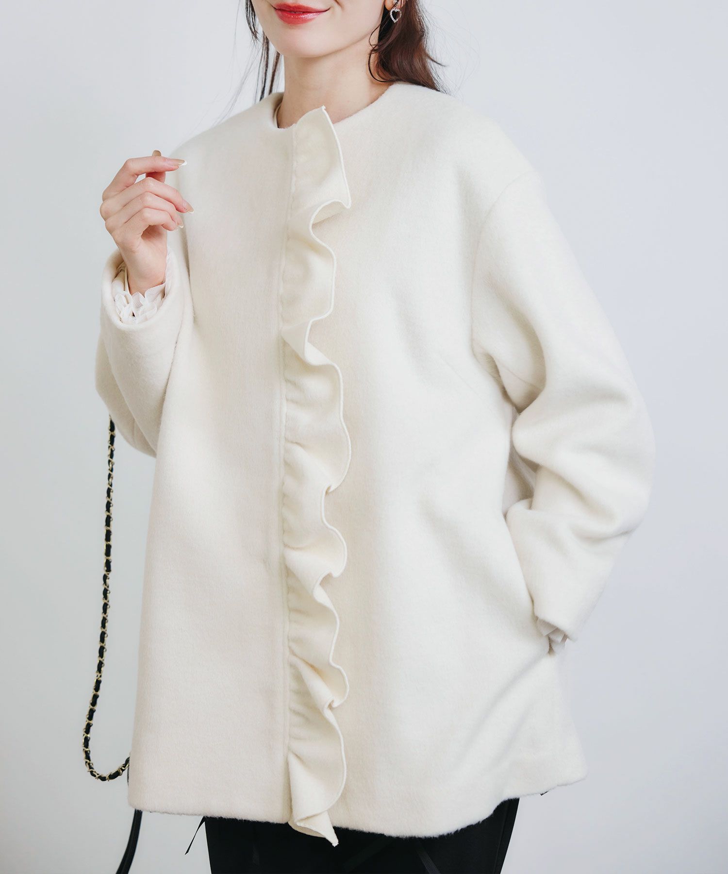 model：H155　着用サイズ：M　オフホワイト