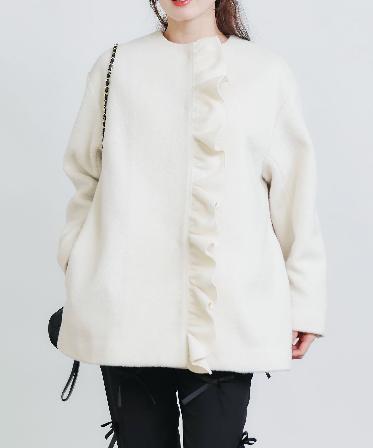 model：H155　着用サイズ：M　オフホワイト
