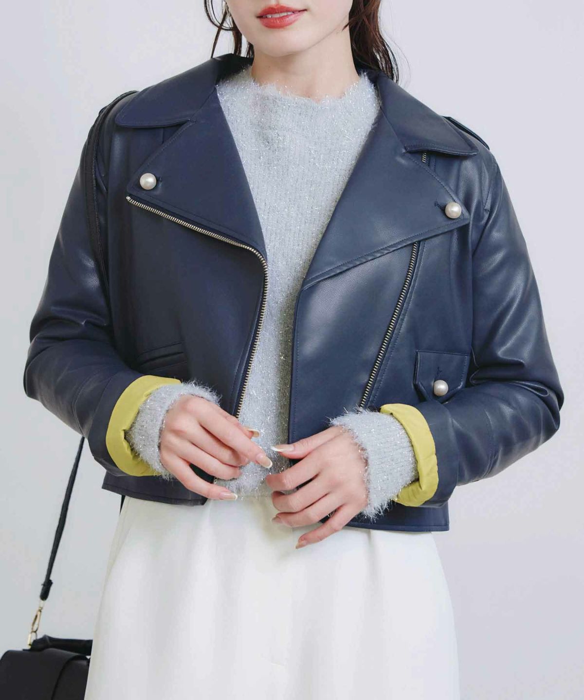 model：H155　着用サイズ：M　チャコールグレー