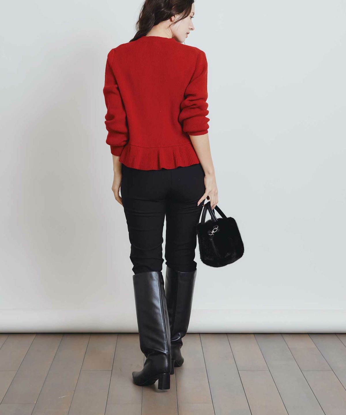 model：H155　着用サイズ：M　レッド