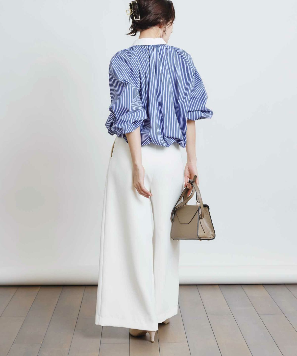 model：H155　着用サイズ：M　ブルー系その他