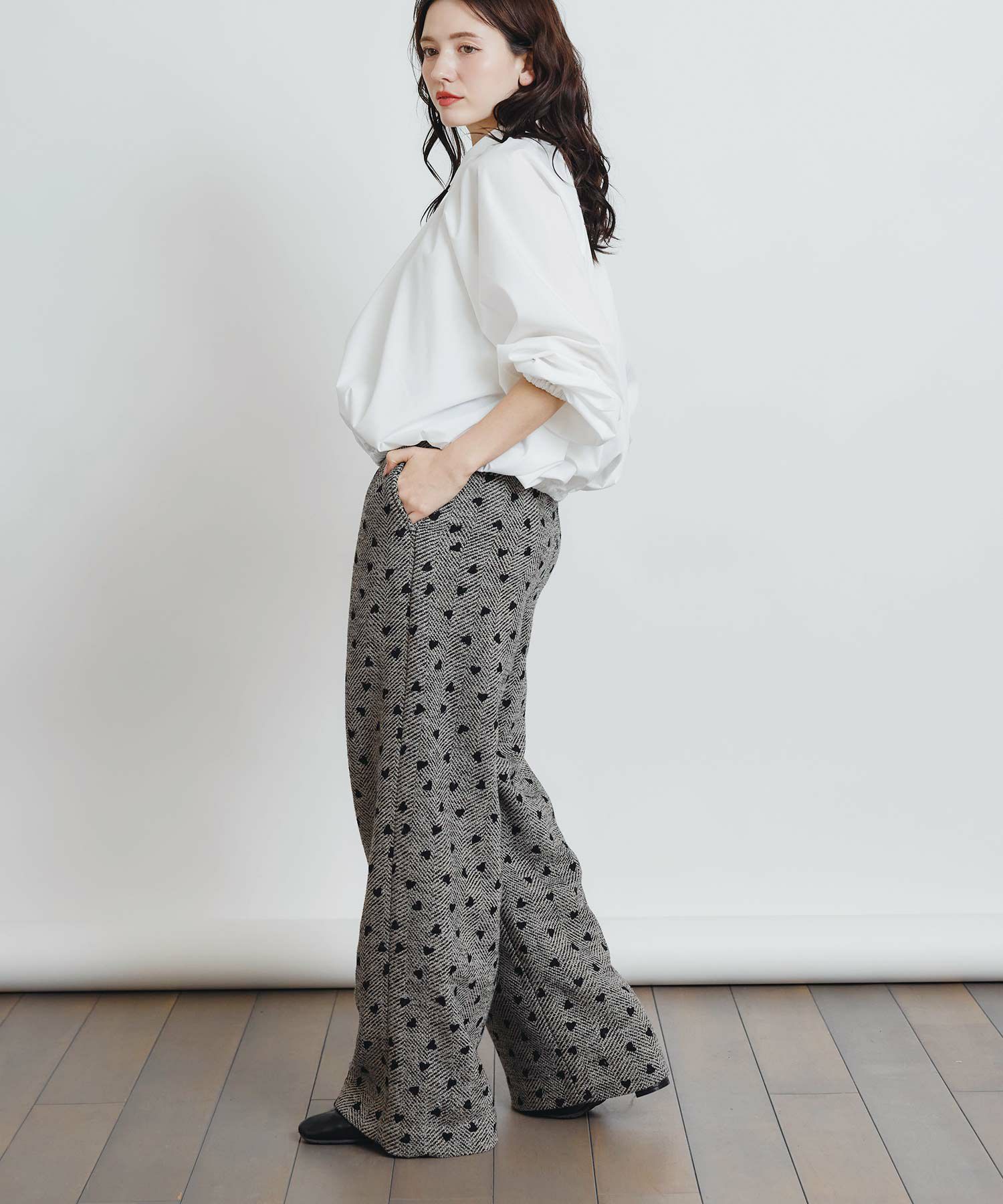 model：H155　着用サイズ：M　オフホワイト