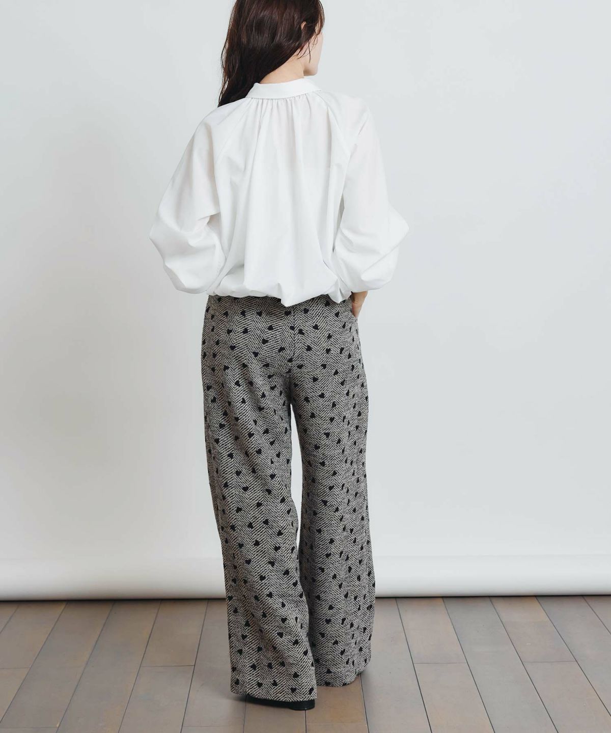 model：H155　着用サイズ：M　オフホワイト