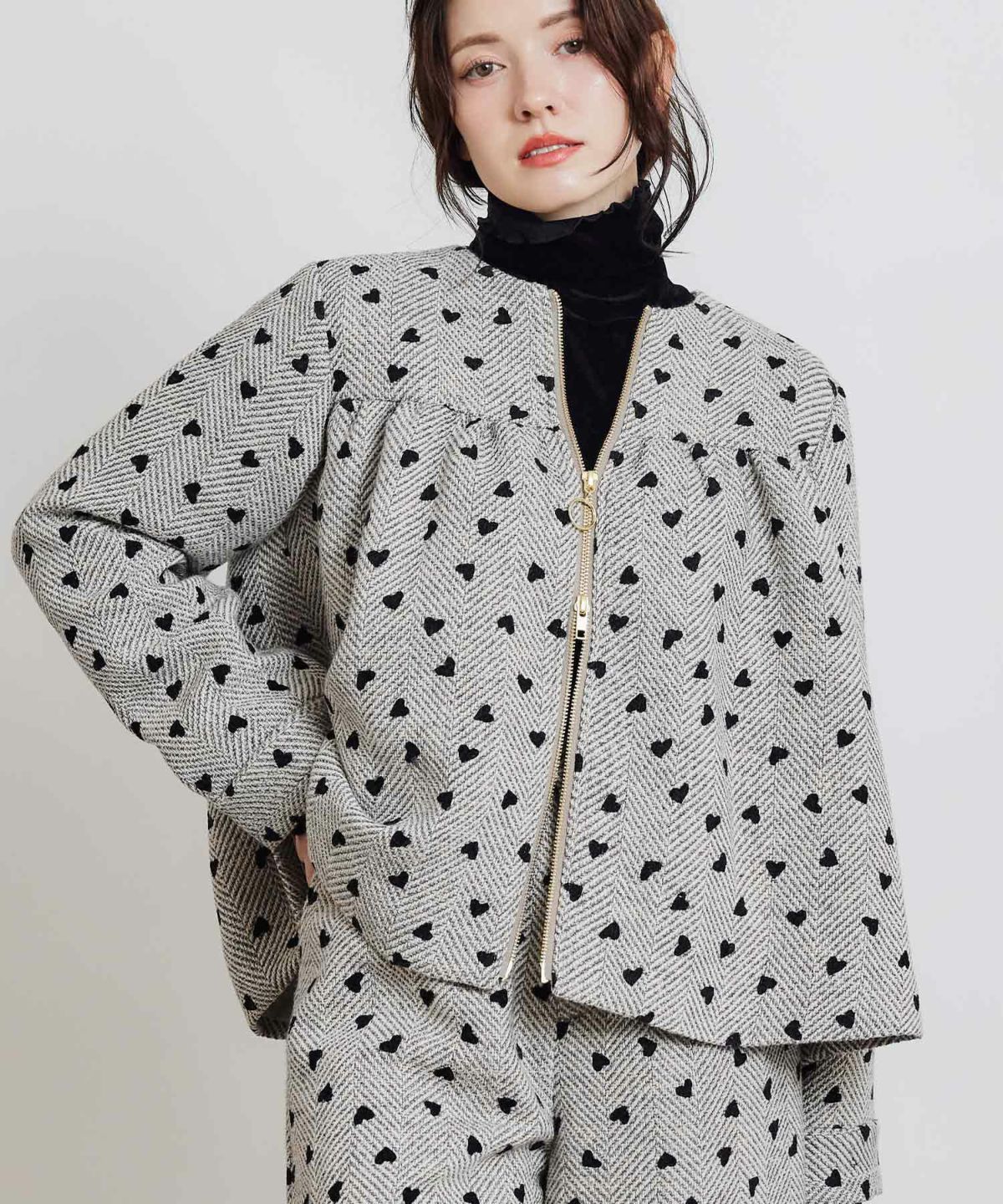 model：H155　着用サイズ：M　ベージュ　セットアップで