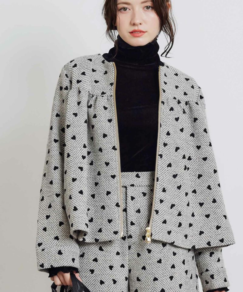 model：H155　着用サイズ：M　ベージュ　セットアップで