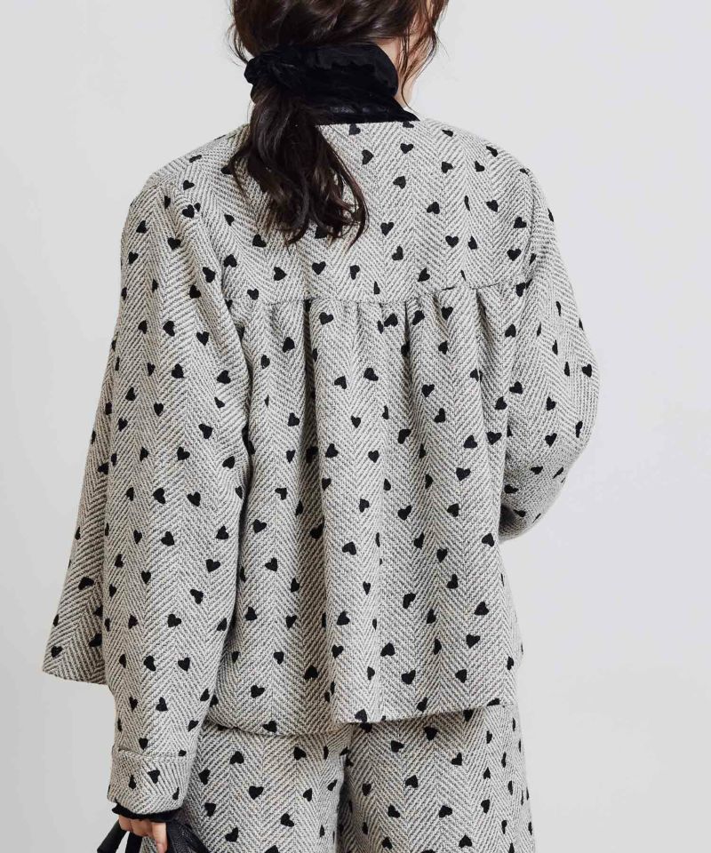 model：H155　着用サイズ：M　ベージュ　セットアップで