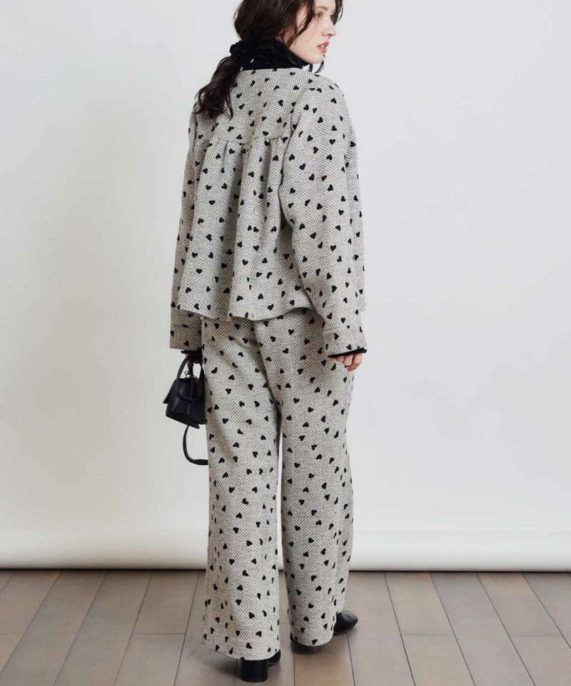 model：H155　着用サイズ：M　ベージュ　セットアップで