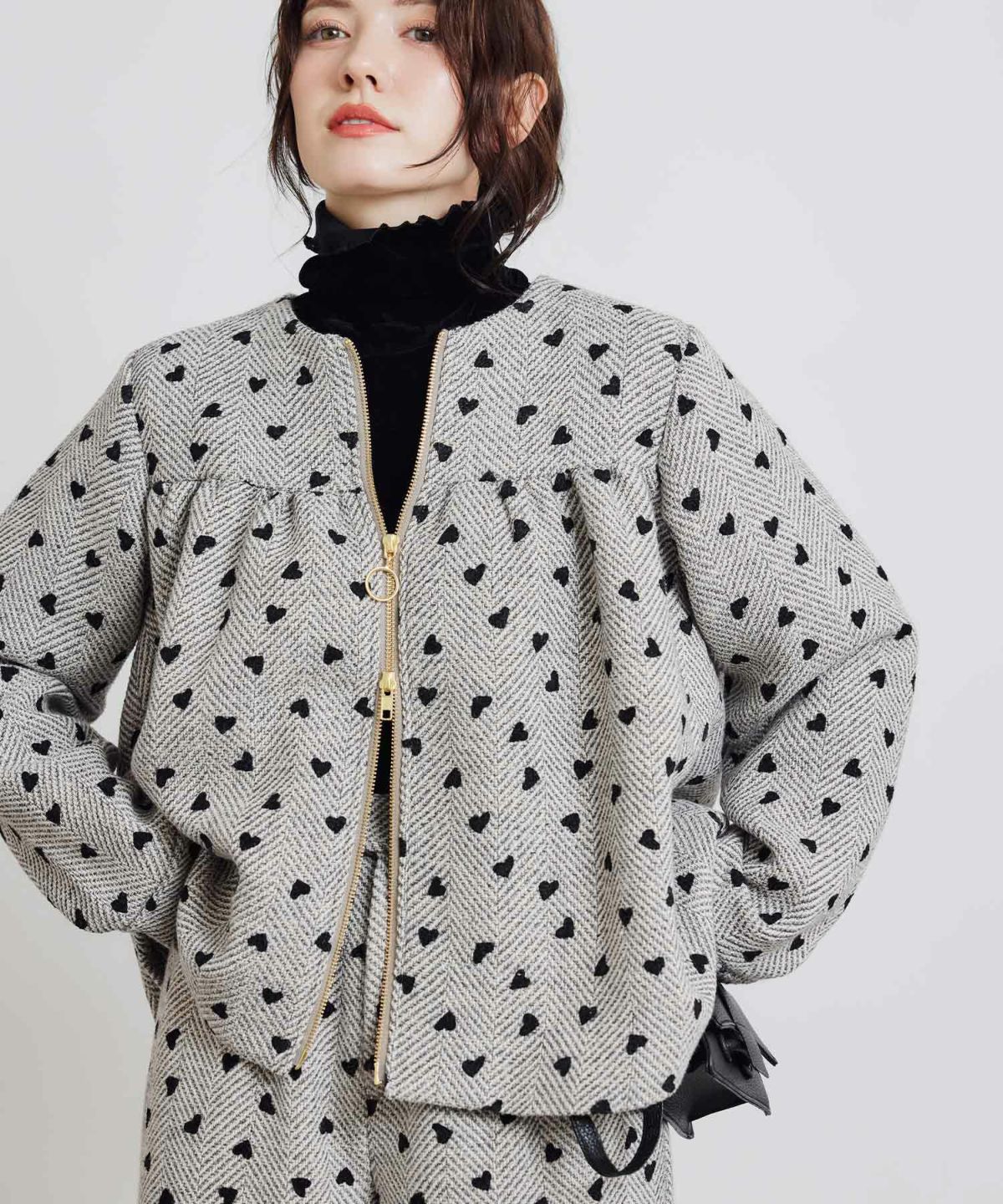 model：H155　着用サイズ：M　ベージュ　セットアップで