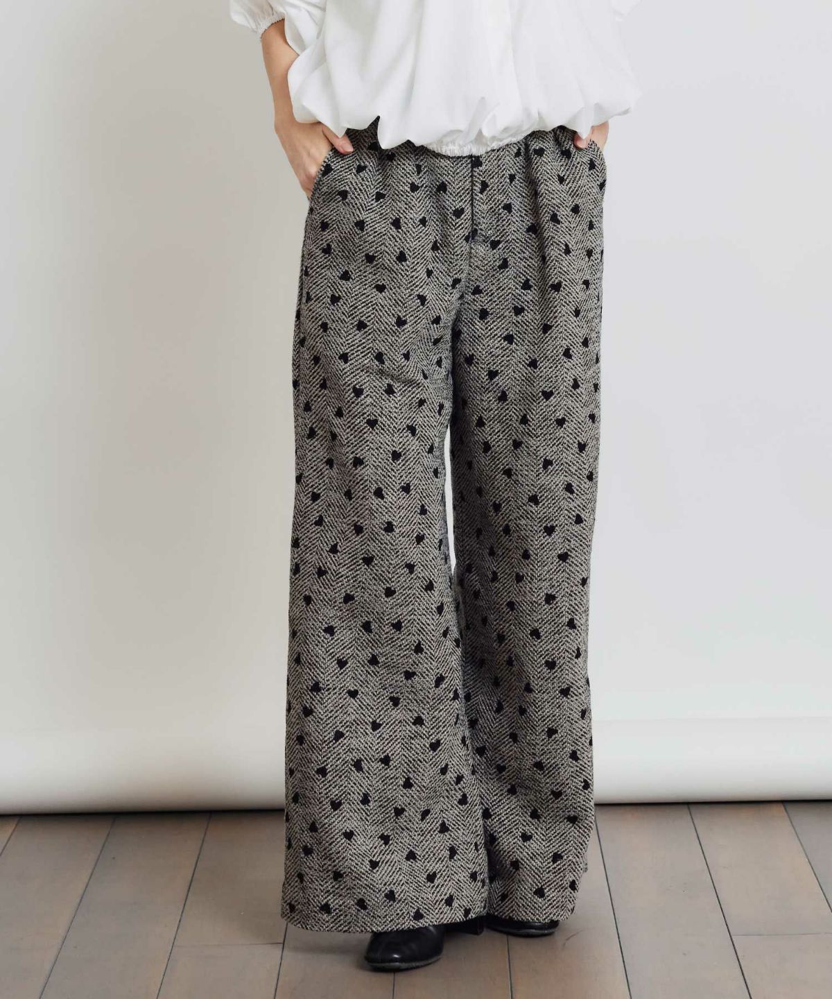 model：H155　着用サイズ：M　モカ