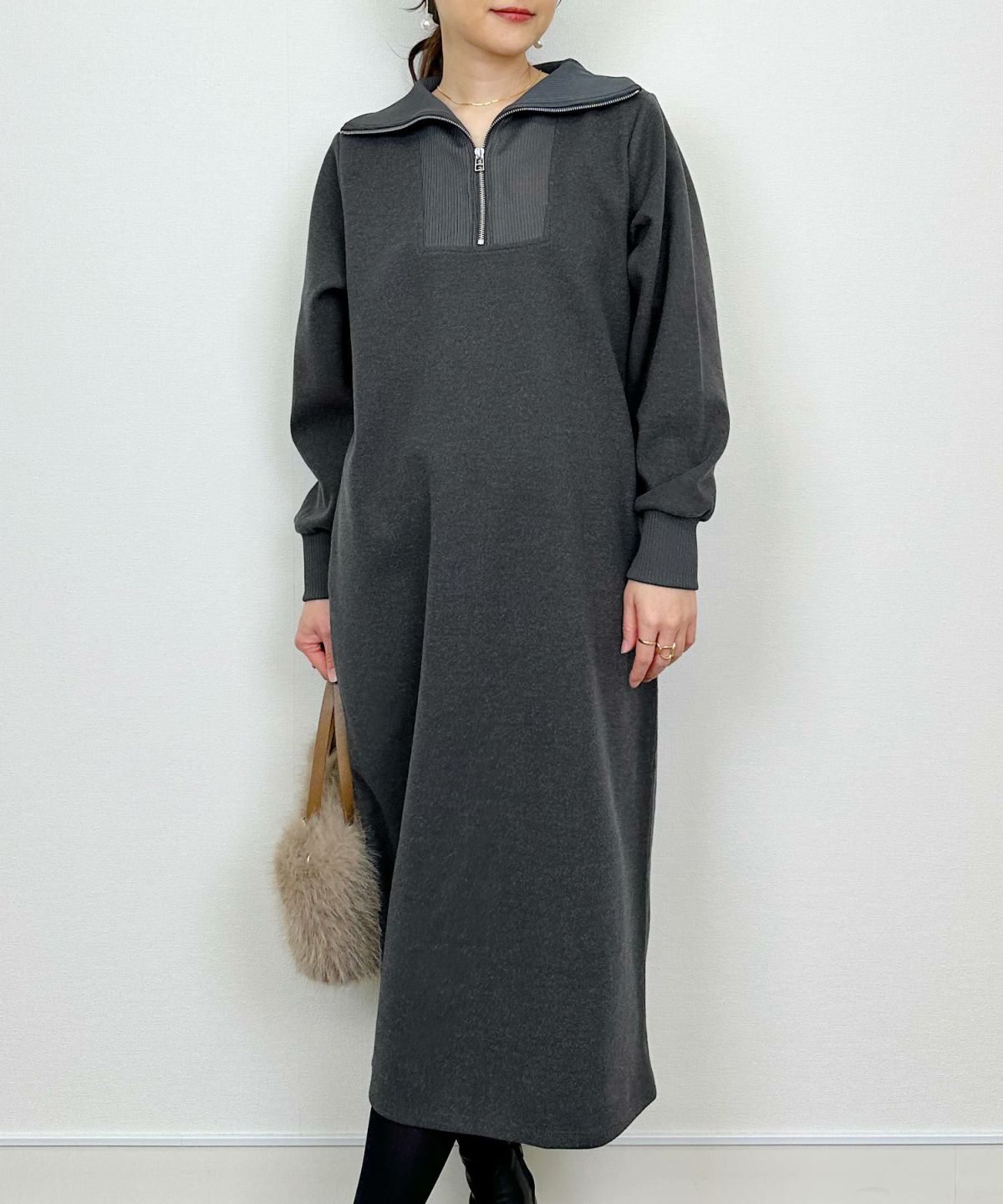 model：H164　着用サイズ：M　チャコールグレー