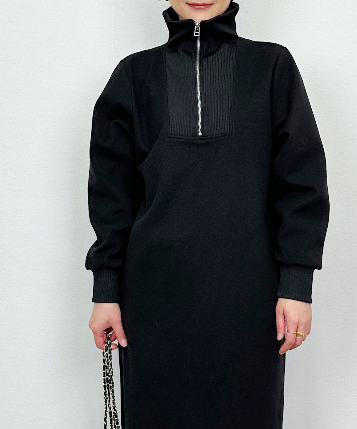 model：H164　着用サイズ：M　ブラック