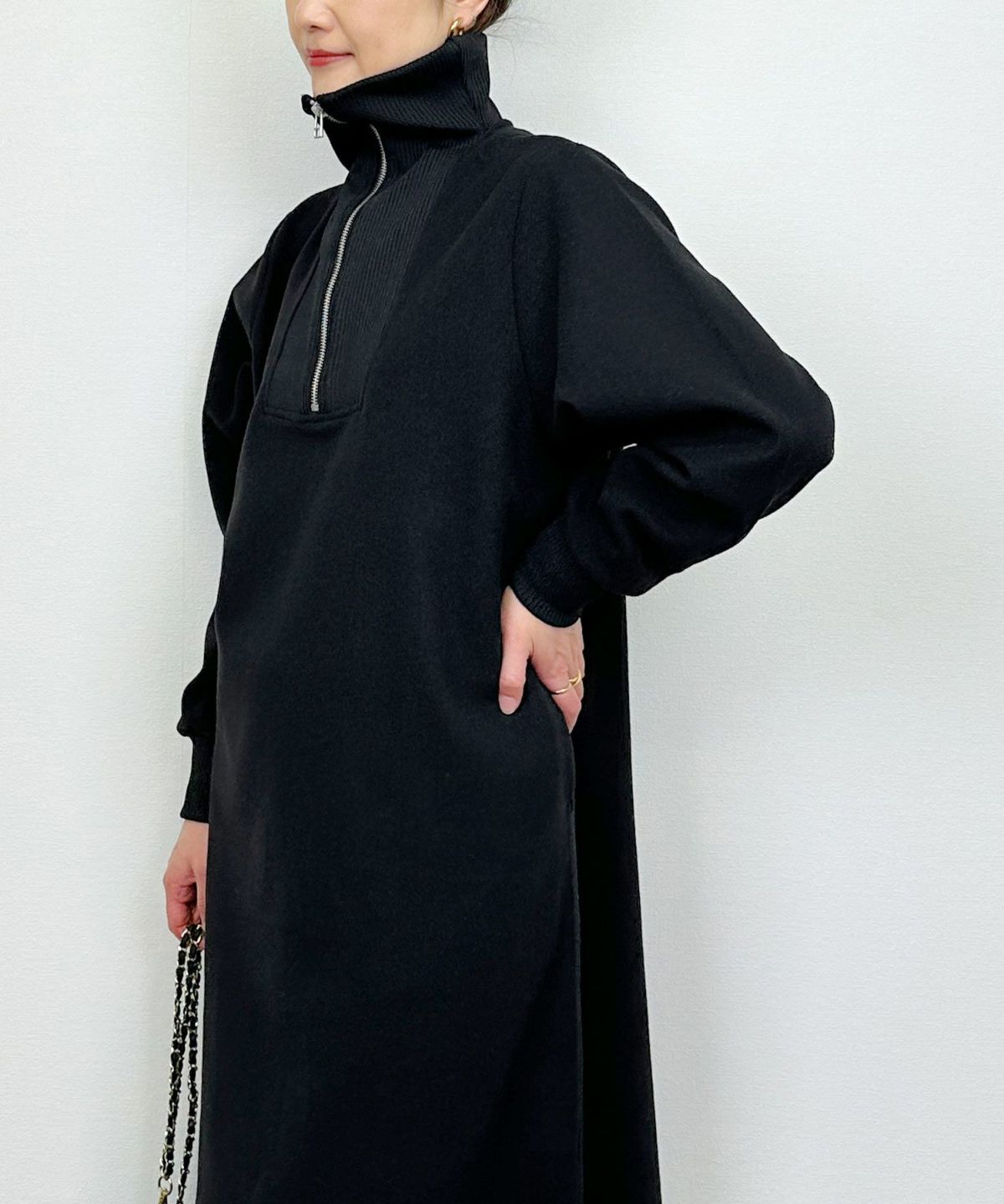 model：H164　着用サイズ：M　ブラック