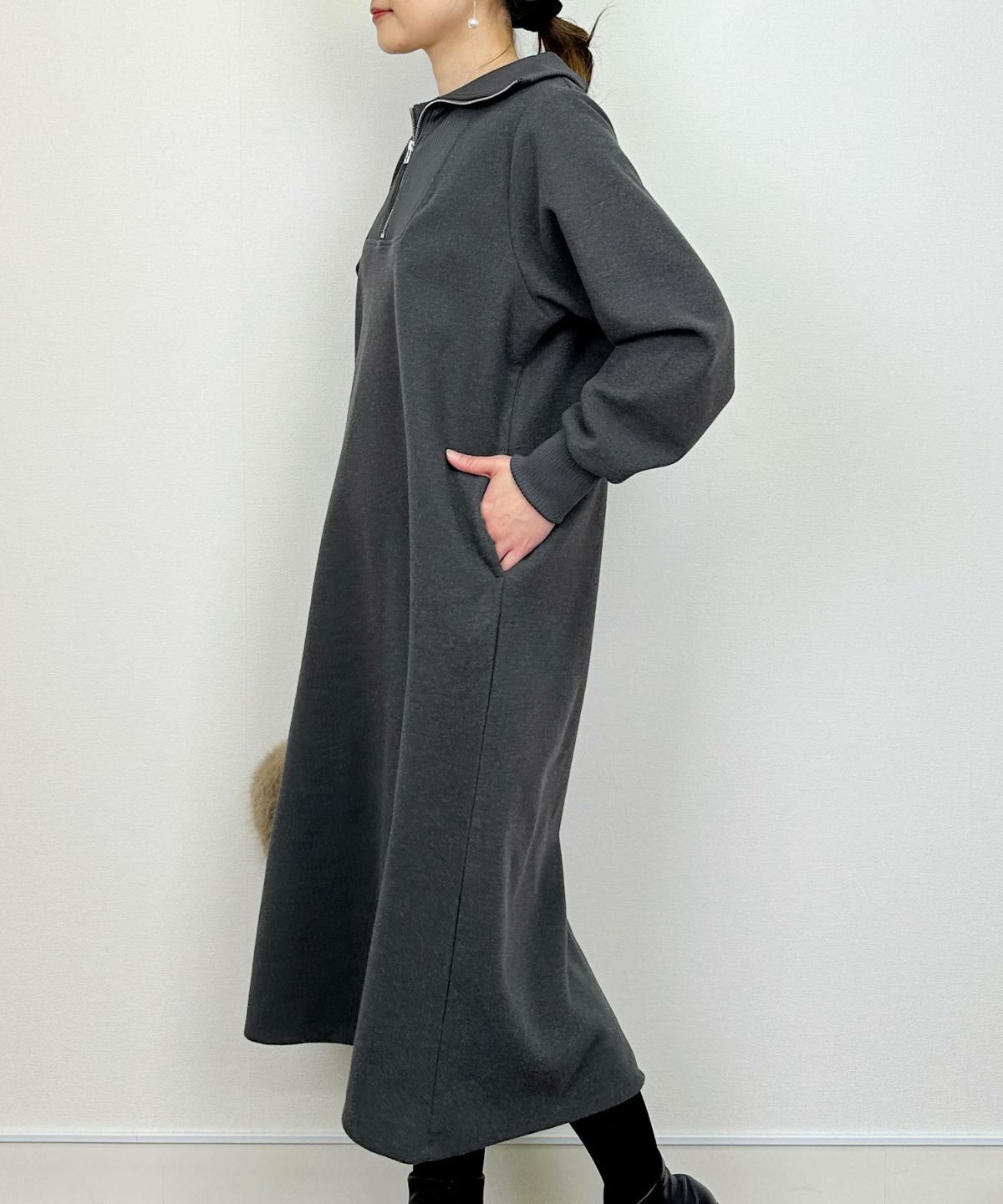 model：H164　着用サイズ：M　チャコールグレー
