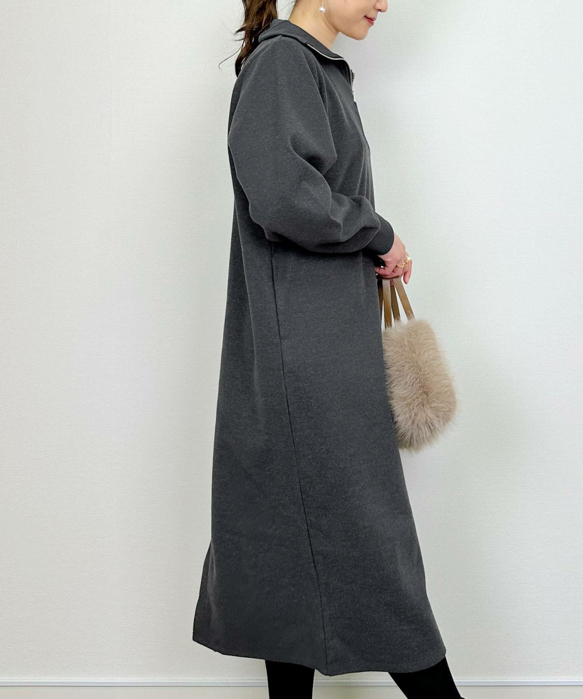 model：H164　着用サイズ：M　チャコールグレー