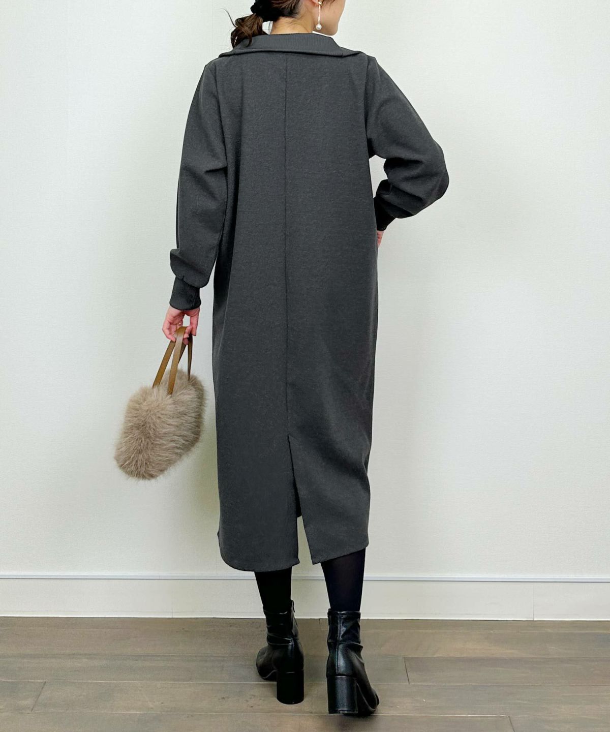 model：H164　着用サイズ：M　チャコールグレー