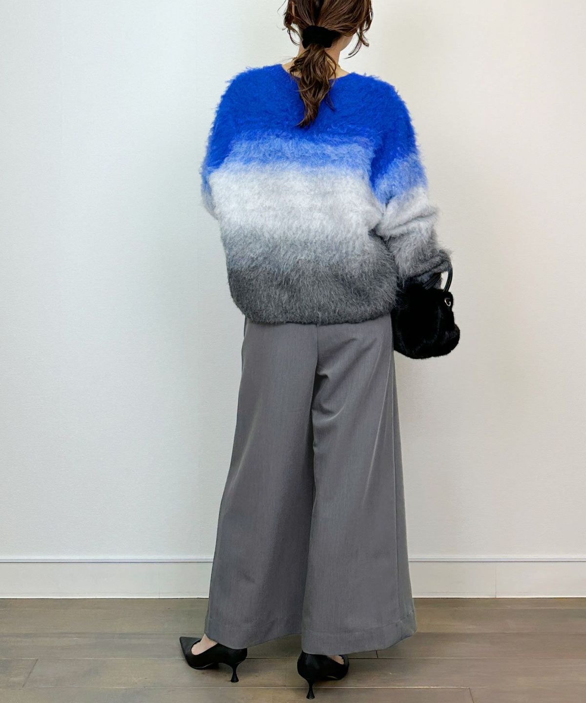 model：H164　着用サイズ：M　ブルー