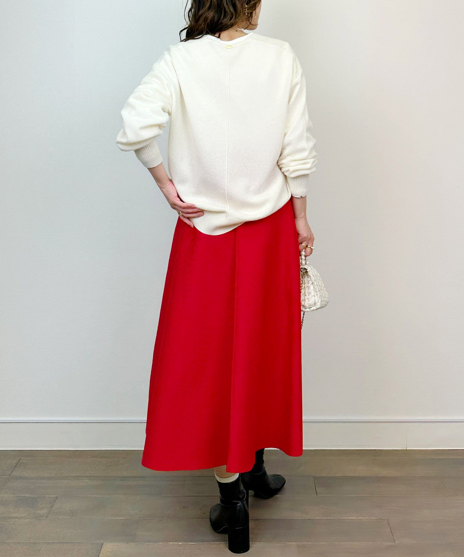 model：H164　着用サイズ：M　アイボリー