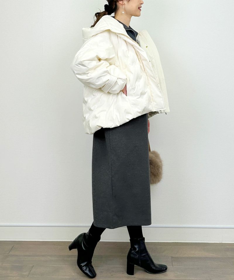 model：H164　着用サイズ：M　アイボリー