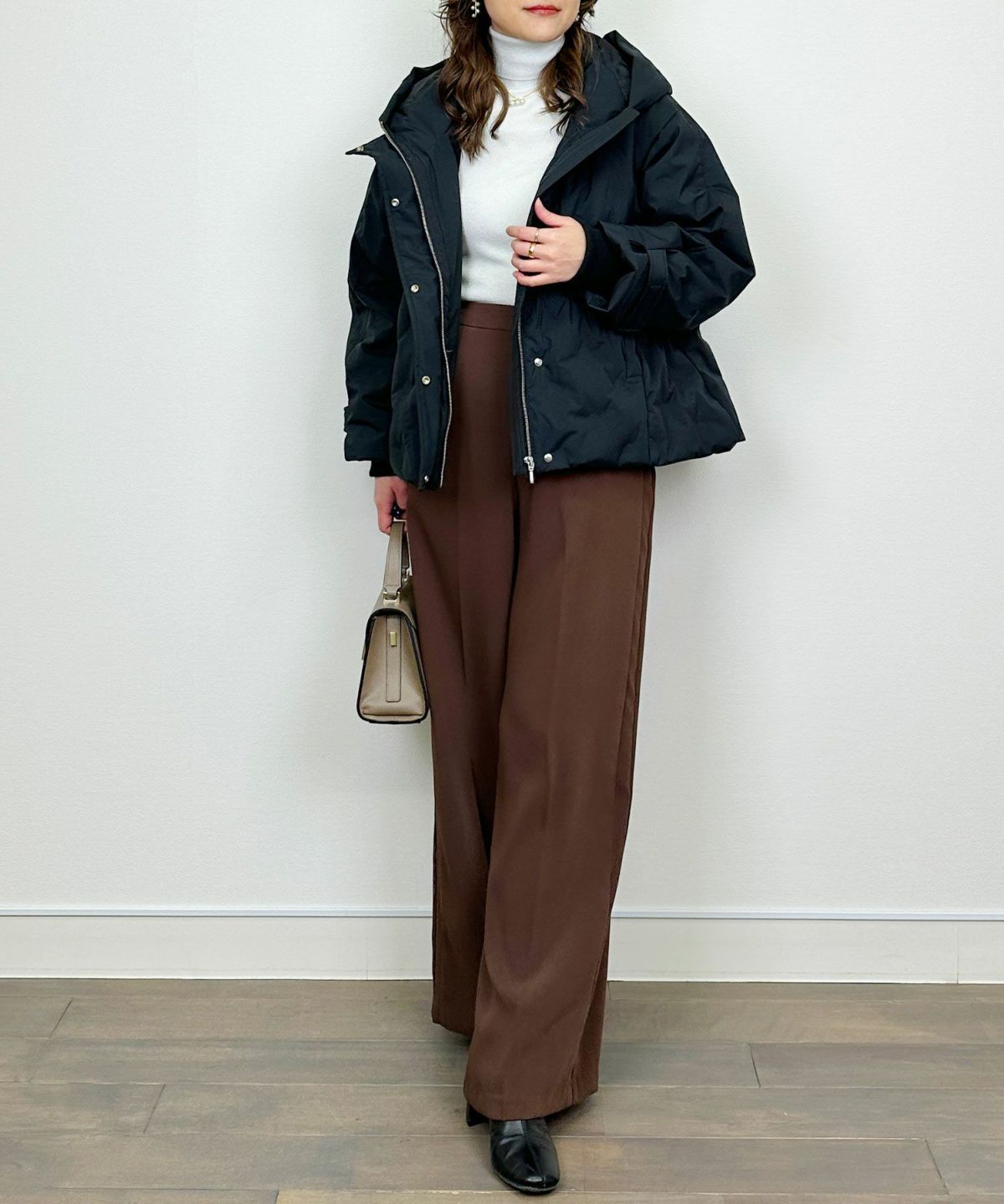 model：H164　着用サイズ：M　ブラック