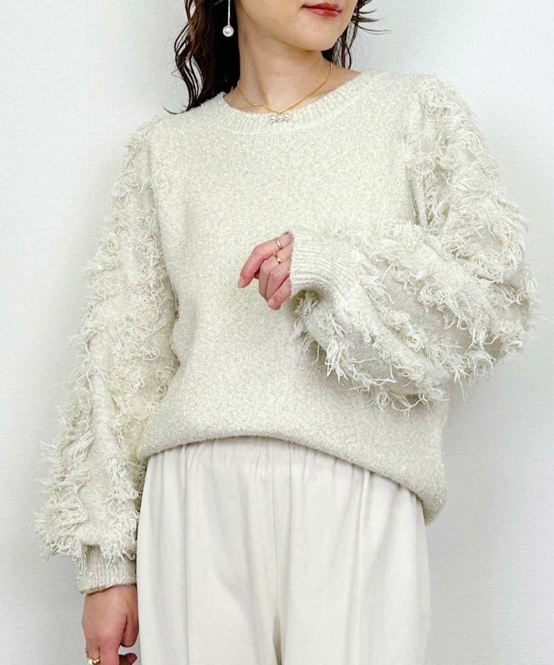 model：H164　着用サイズ：M　オフホワイト