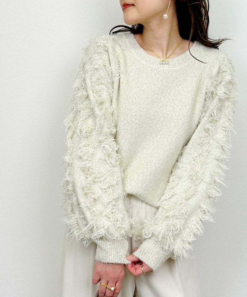 model：H164　着用サイズ：M　オフホワイト