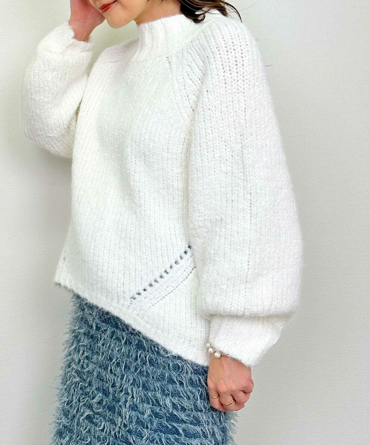 model：H164　着用サイズ：M　オフホワイト